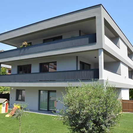 Family Apartment Julia Termeno Exterior photo