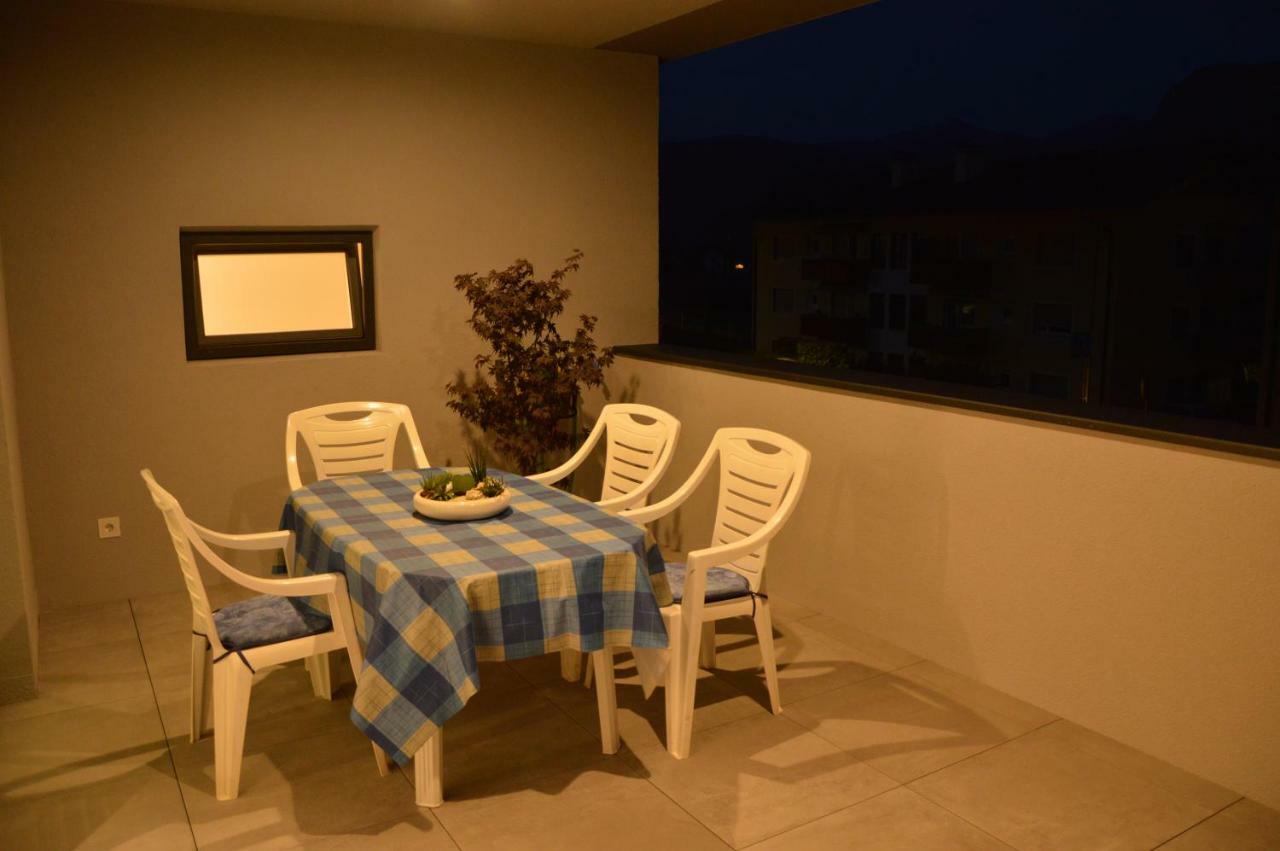Family Apartment Julia Termeno Exterior photo